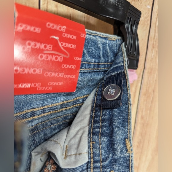 BONGO girls bell bottom embroidered jeans NWT size 6 X - Picture 7 of 7